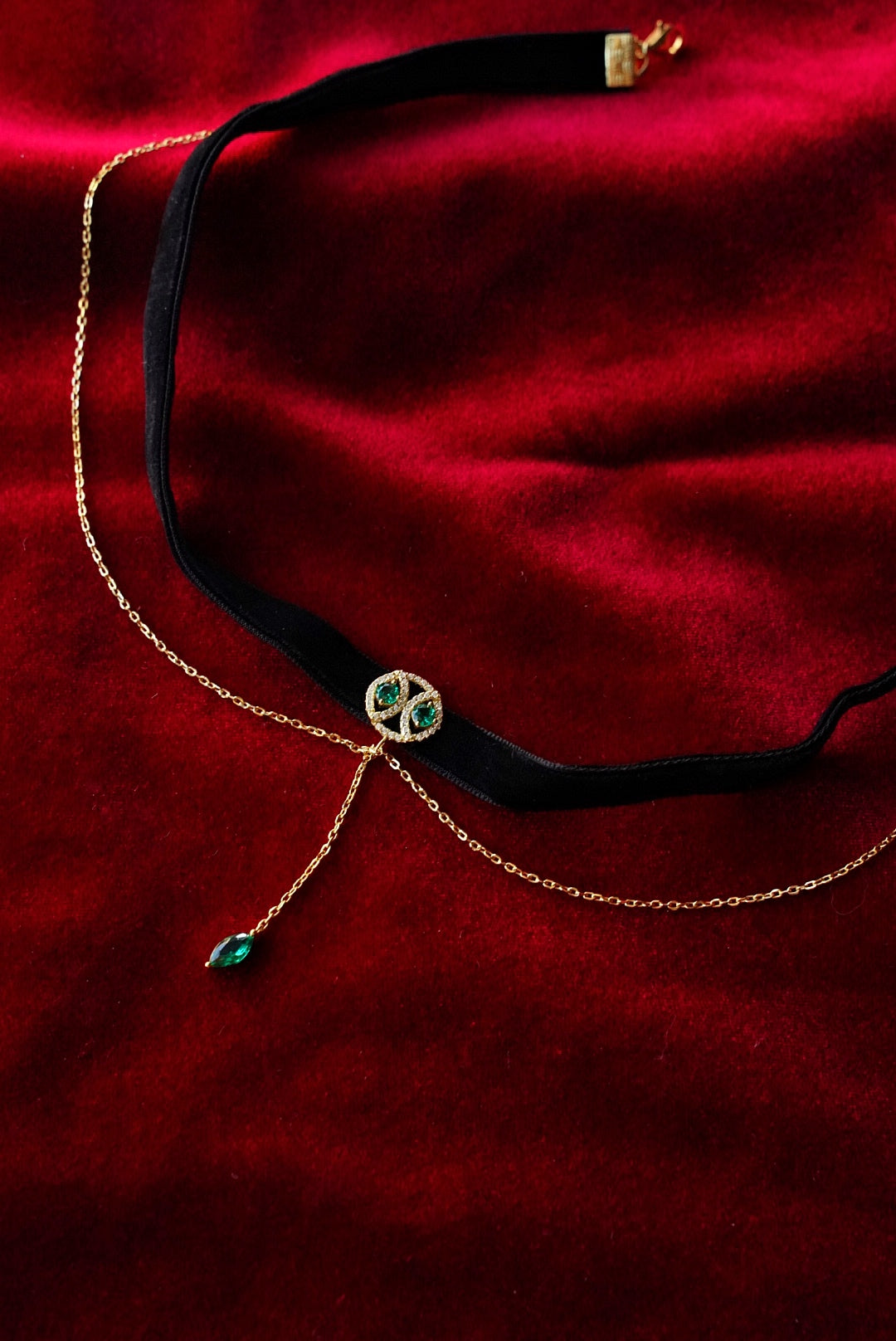Baroque Velvet Necklace