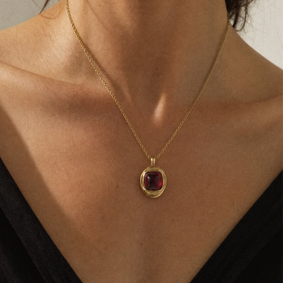 Collier en pierre roi byzantin