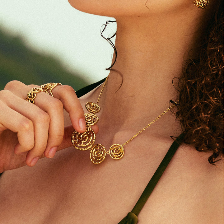 Eternal Spiral Small Necklace