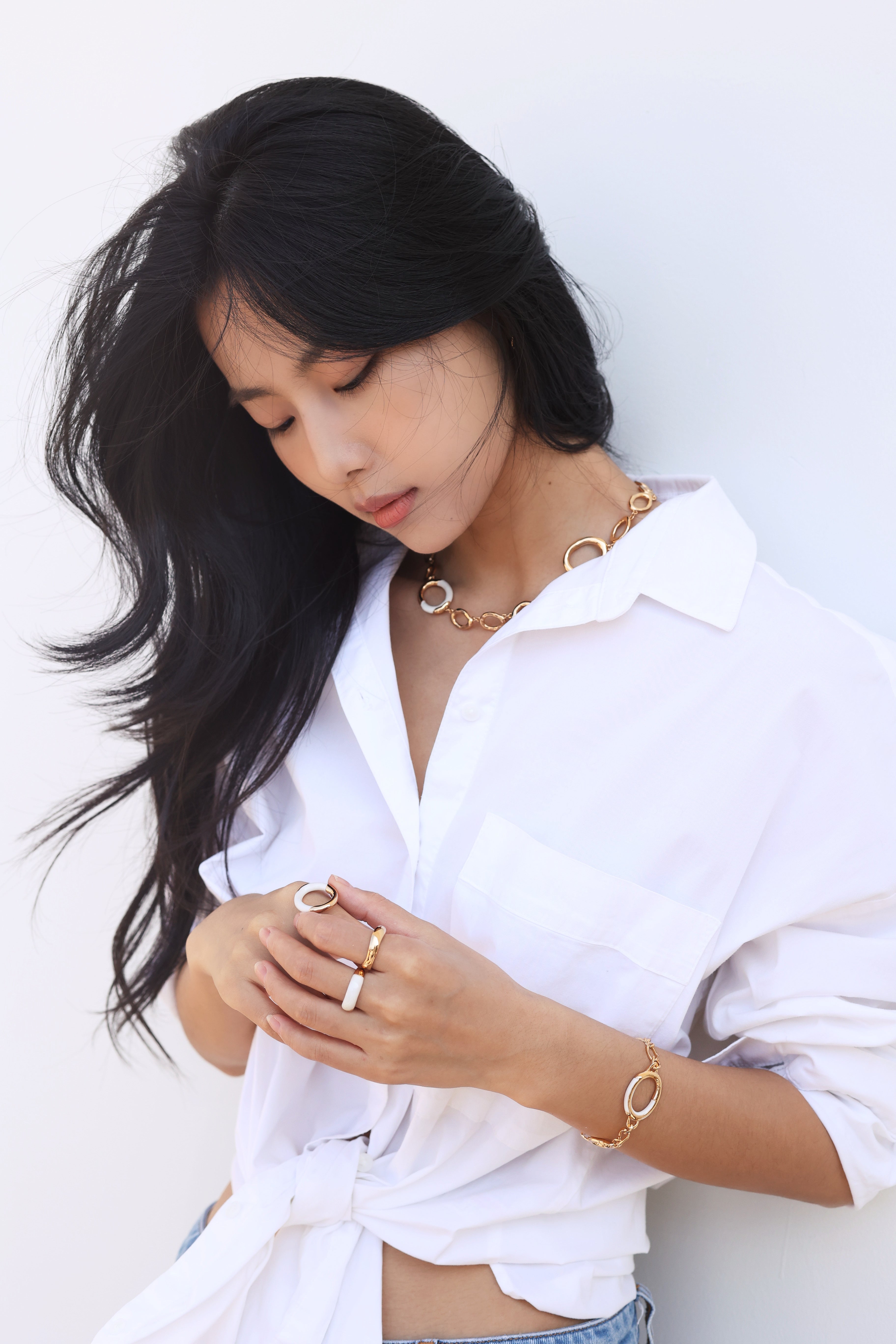 Time Ripples Round Necklace