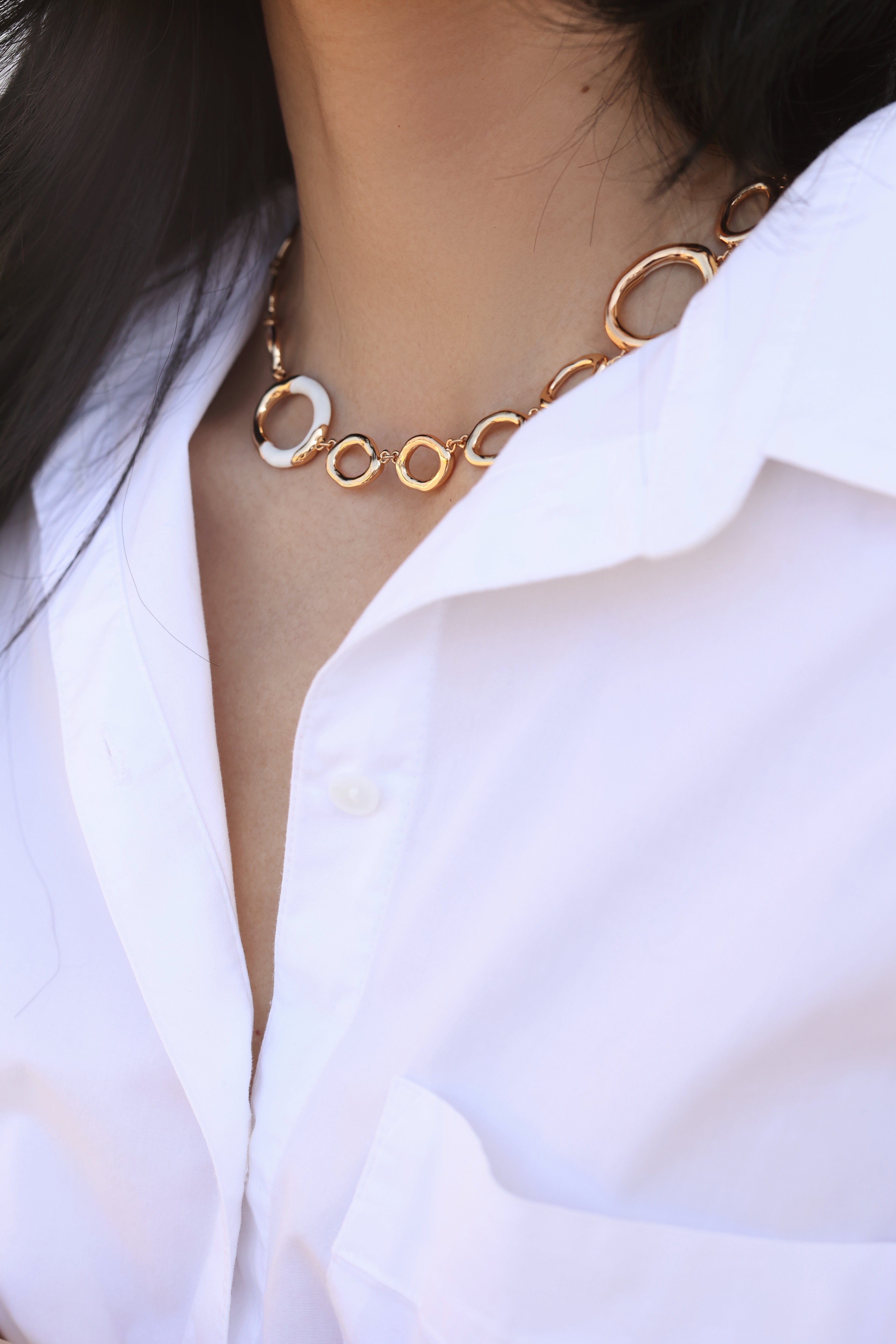 Time Ripples Round Necklace