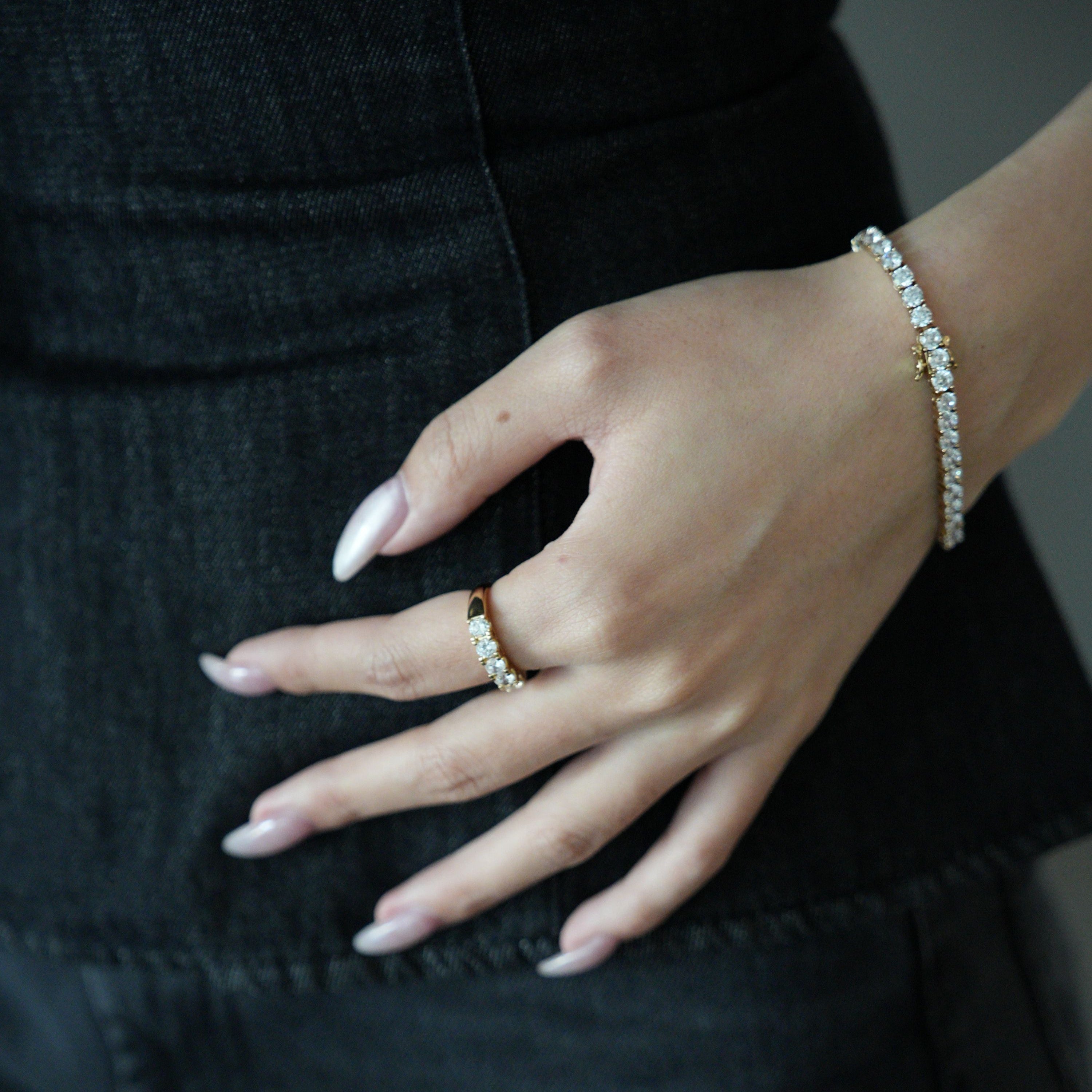 Roman Dusk Tennis Ring