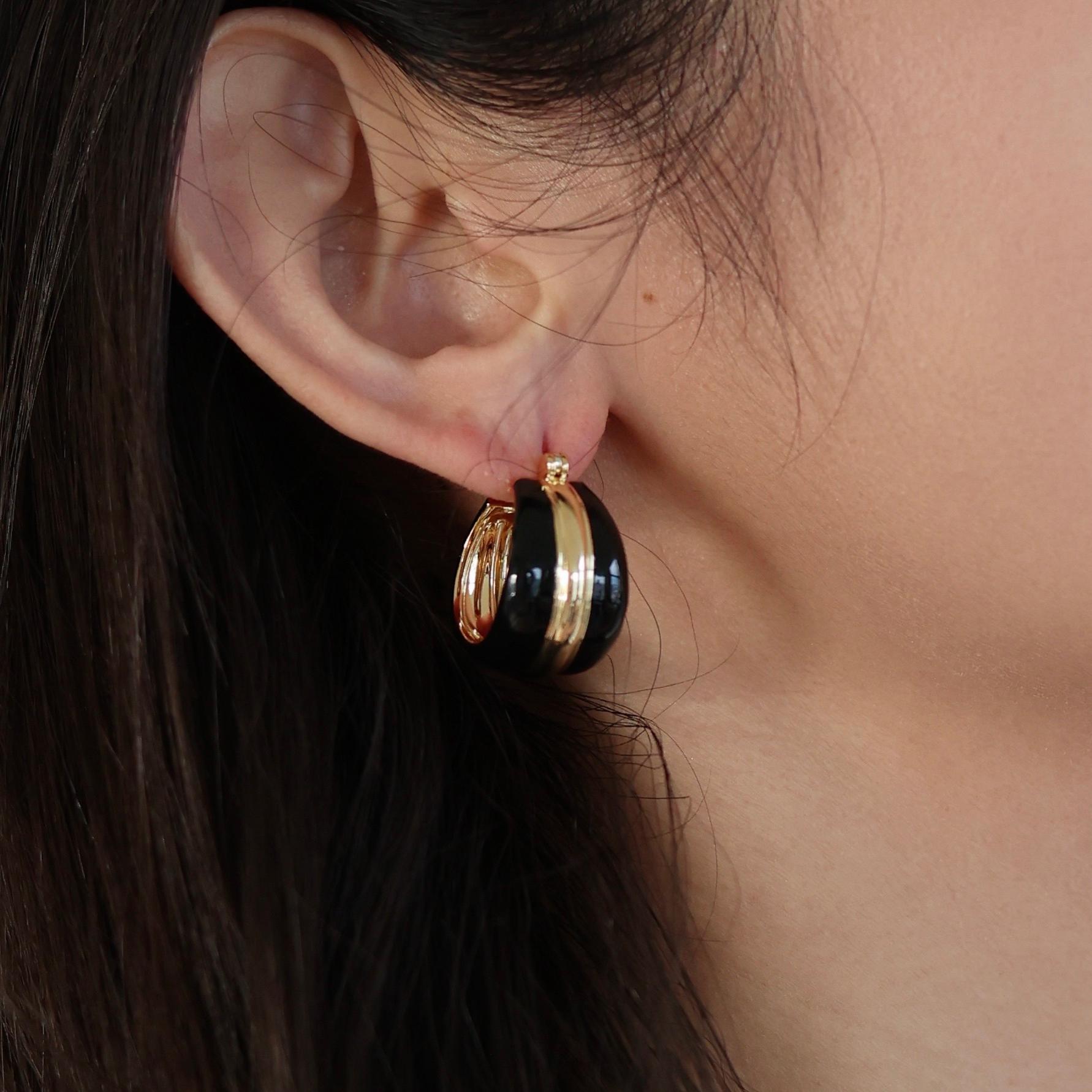 Ostuni Black Hoops Earrings