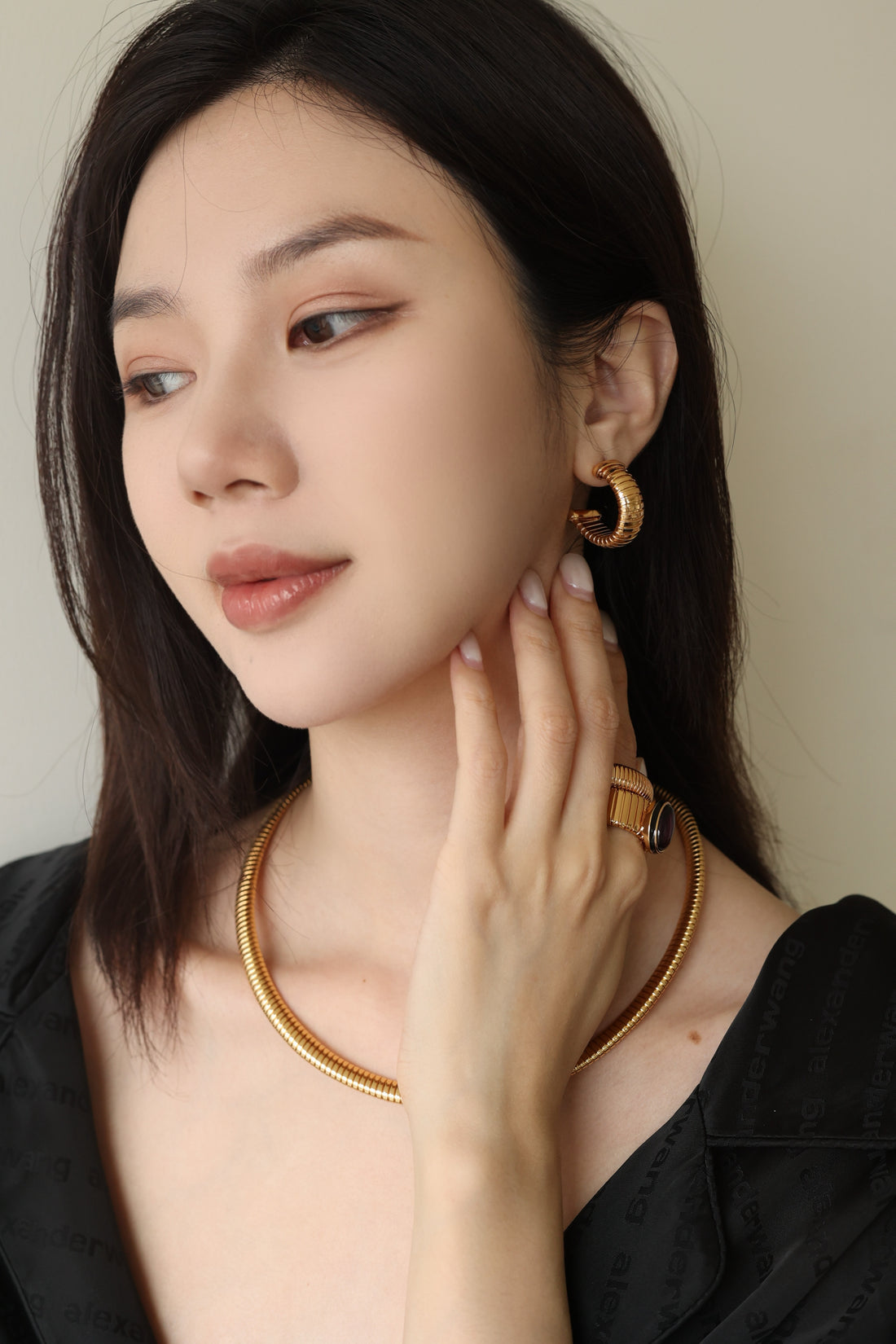 Gold Minimalist Hoop Earrings