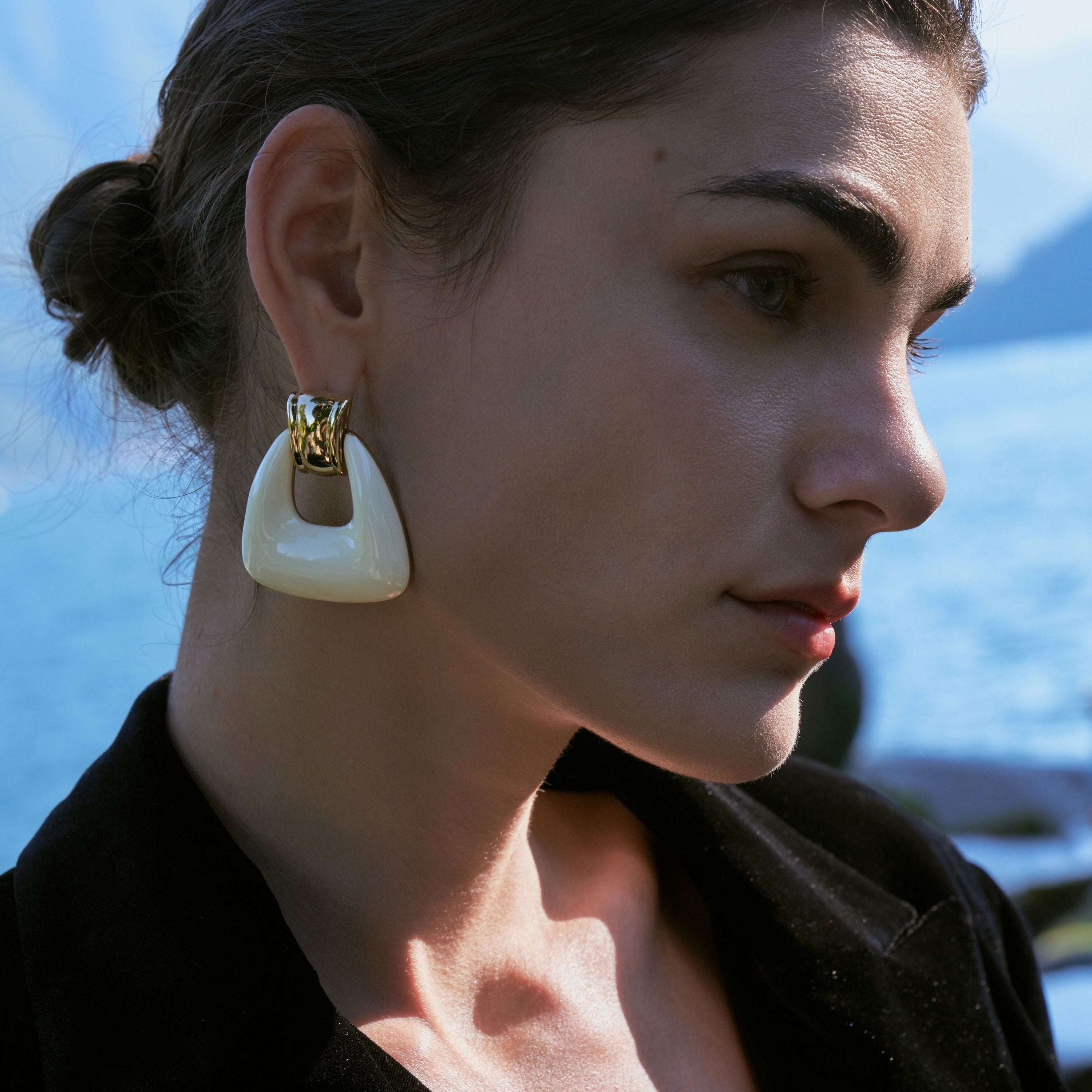 Ostuni White Earrings