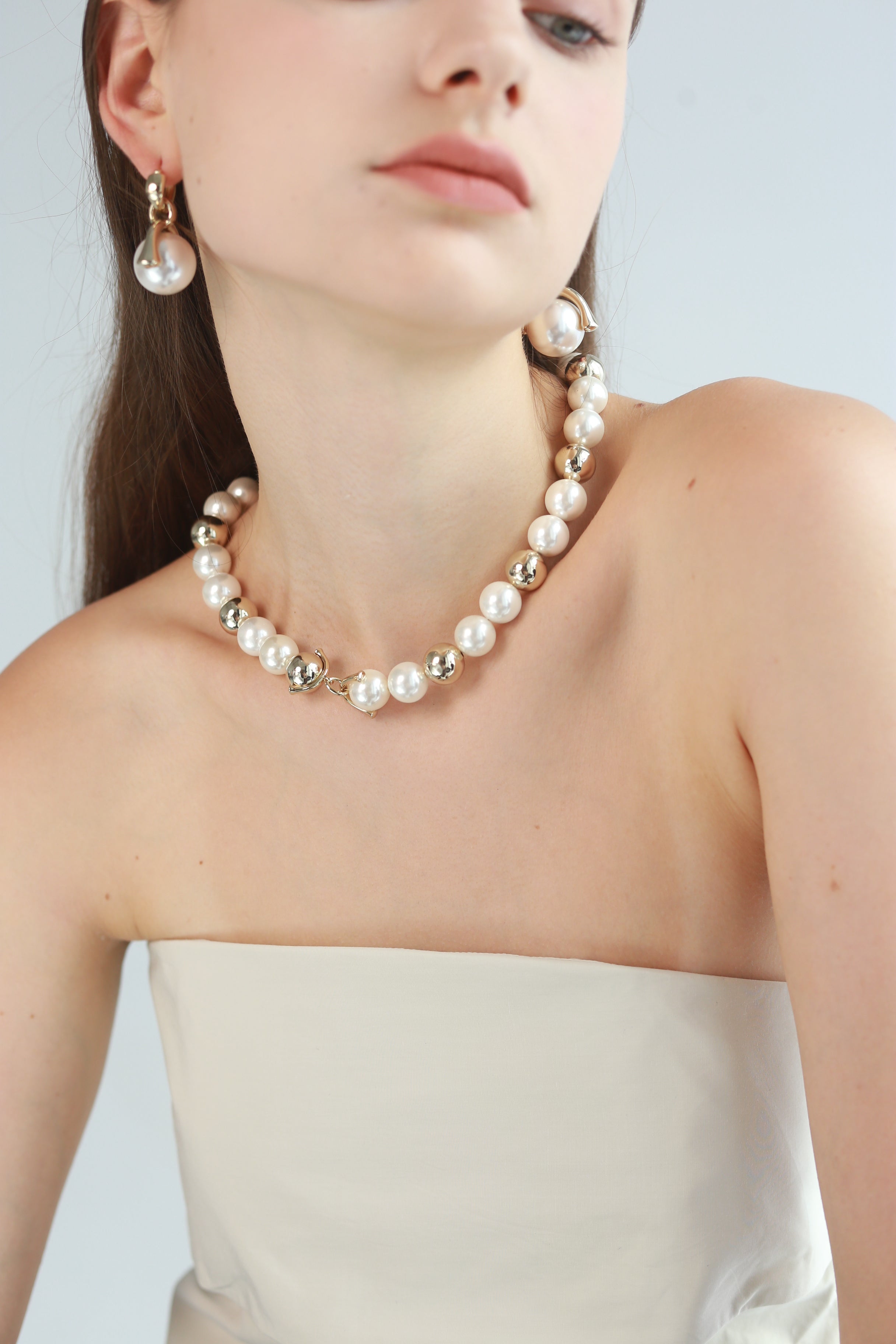 Victoria Moon Necklace