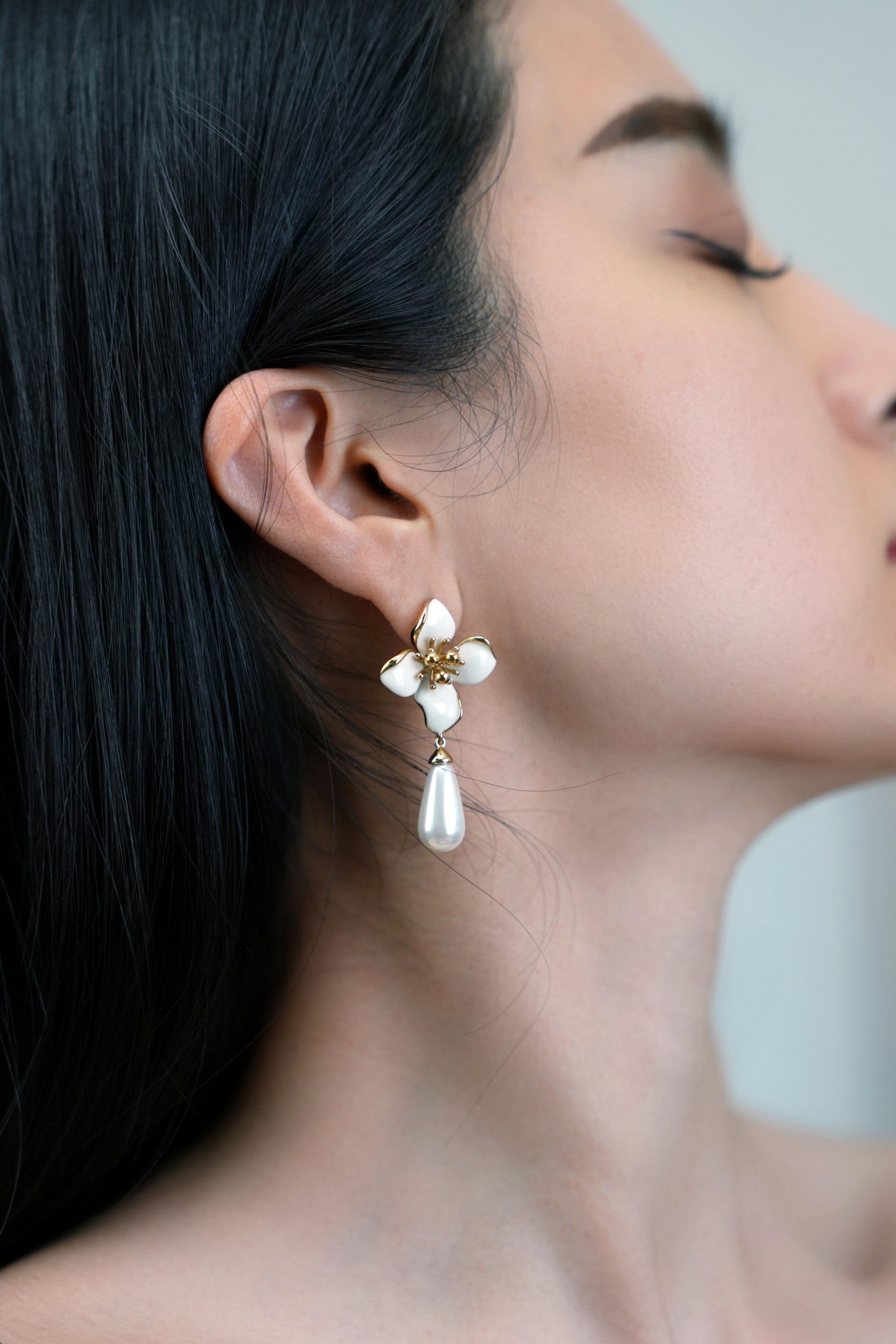 Iris Blossom Pearl Earrings