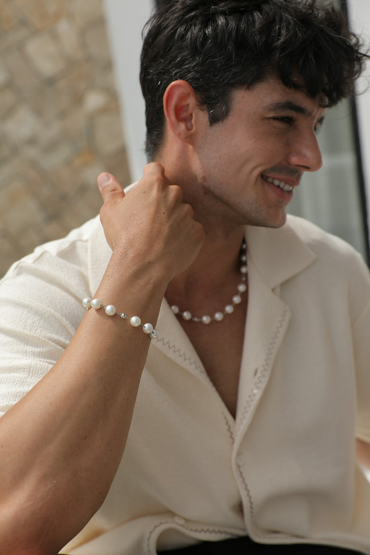 Leopard Shell Pearl Bracelet - White