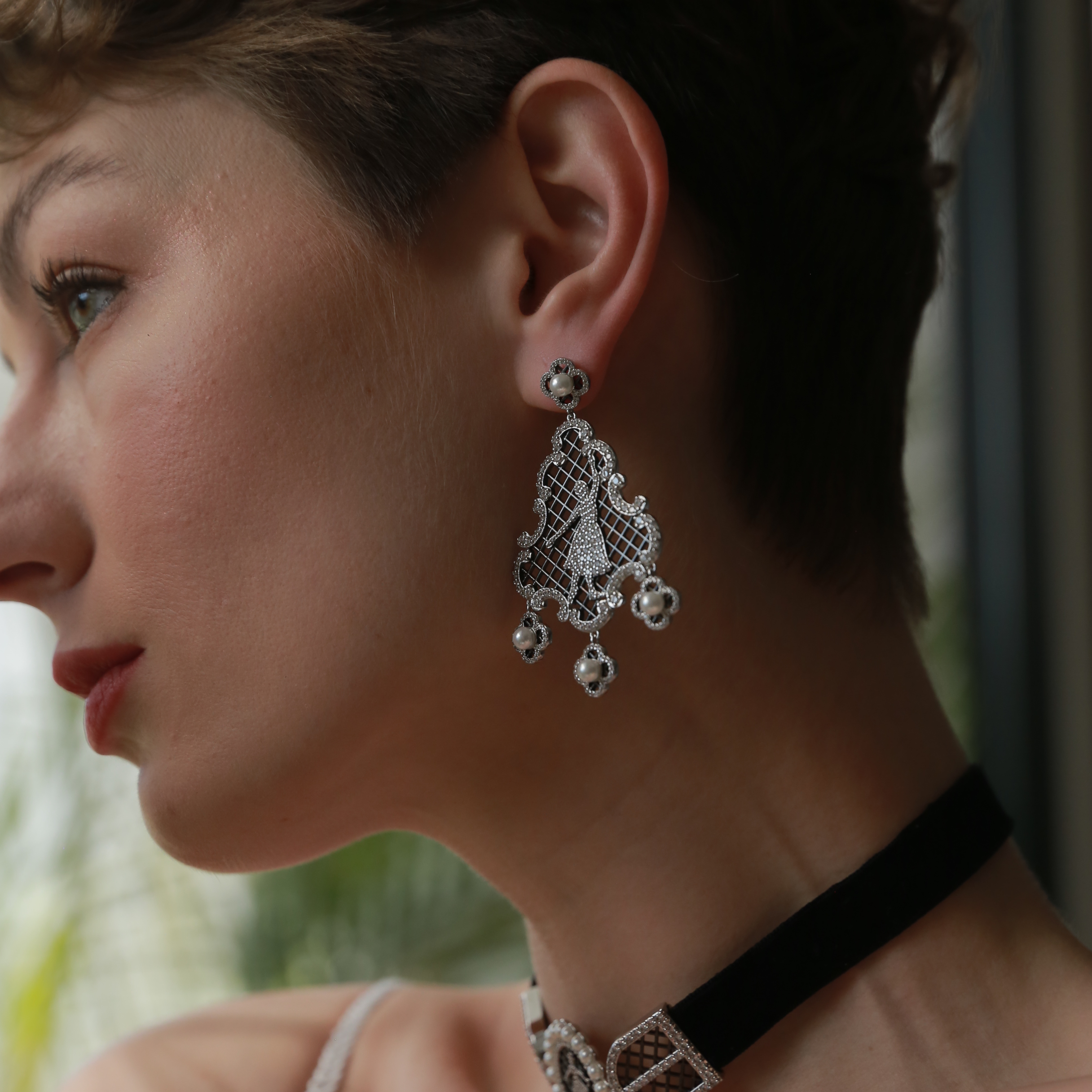 BLACK NUTCRACKER EARRINGS