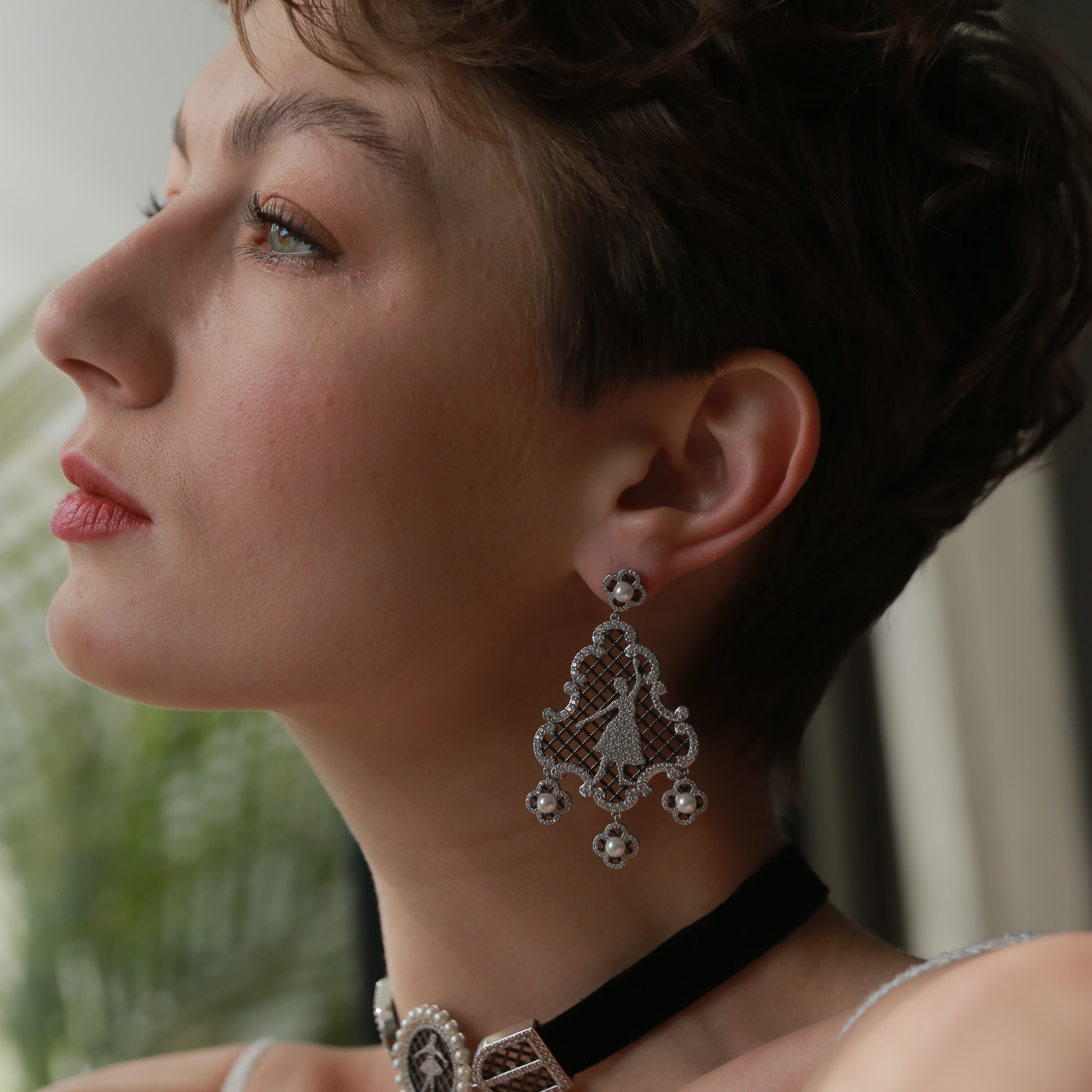 BLACK NUTCRACKER EARRINGS