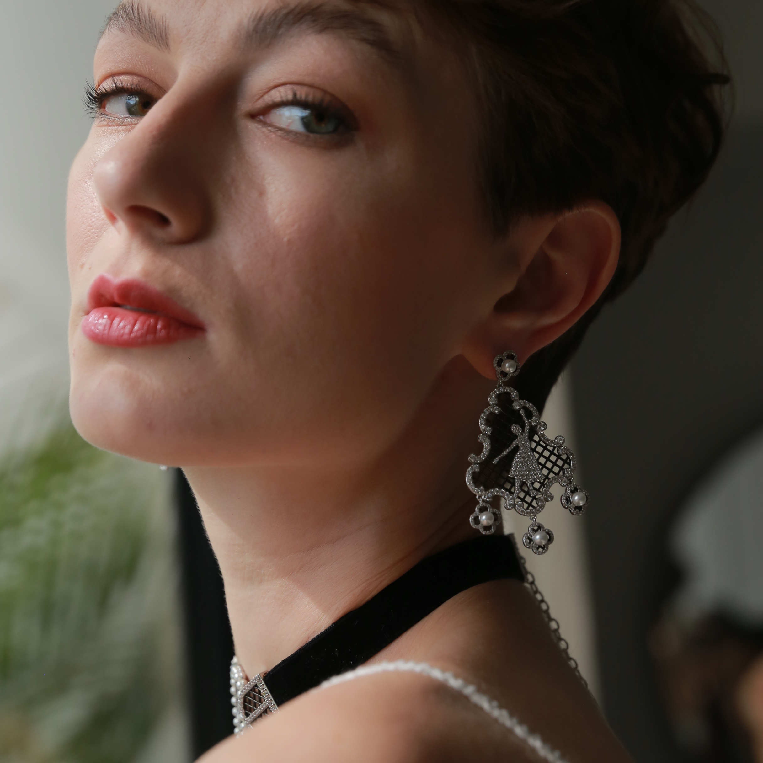 BLACK NUTCRACKER EARRINGS