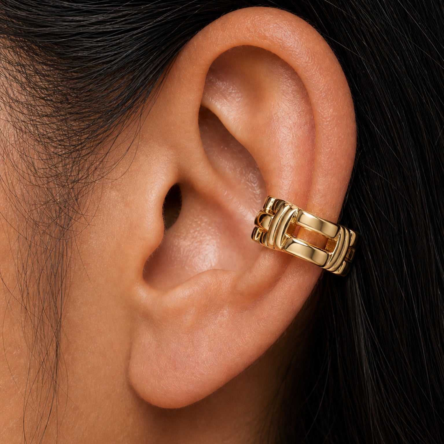 Rome Chain Ear Cuff