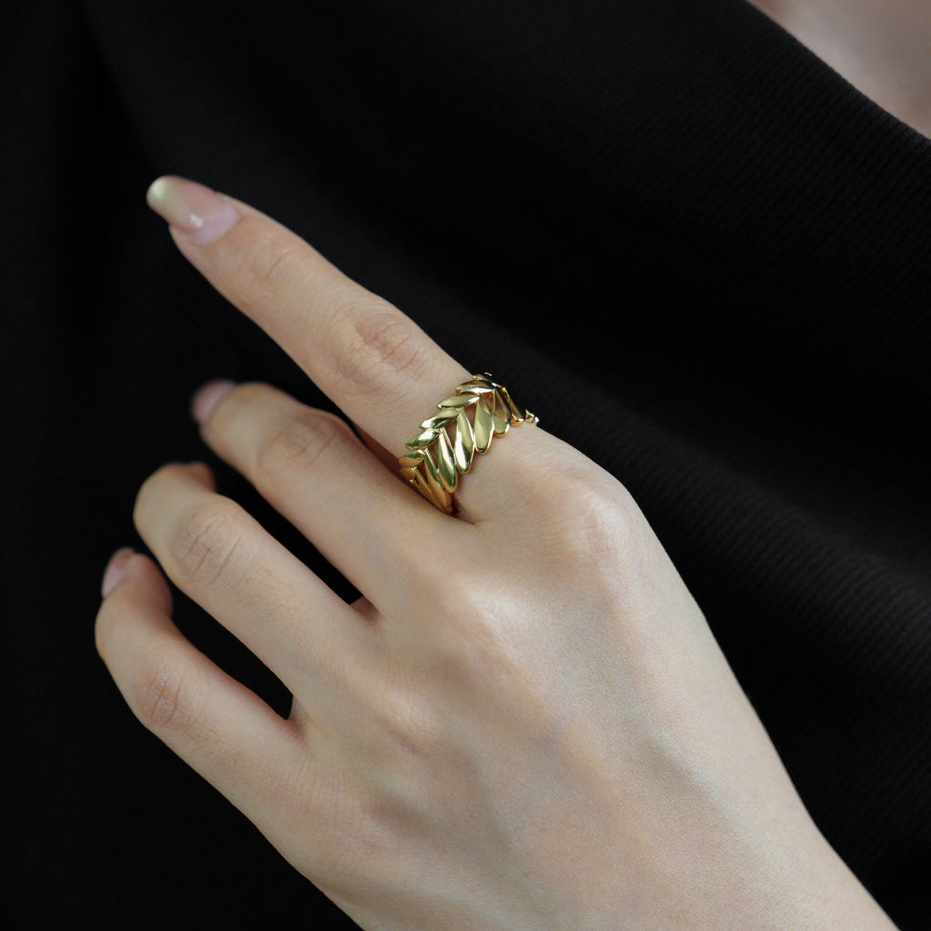 Sunlight Tassels Ring