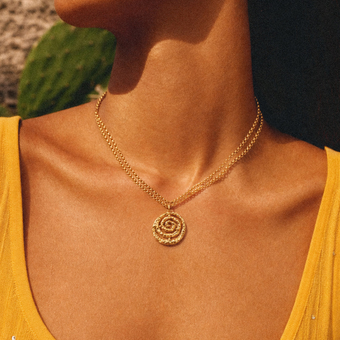 Eternal Spiral Round Pendant
