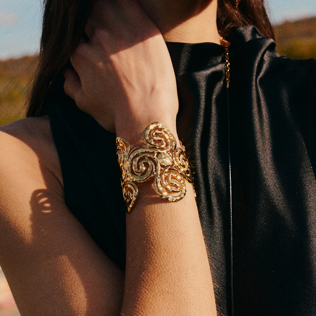 Eternal Spiral Cuff