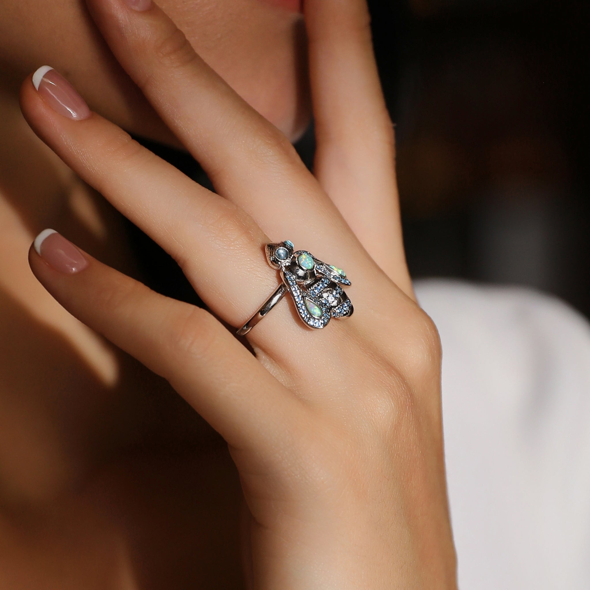 Honey Bee Ring