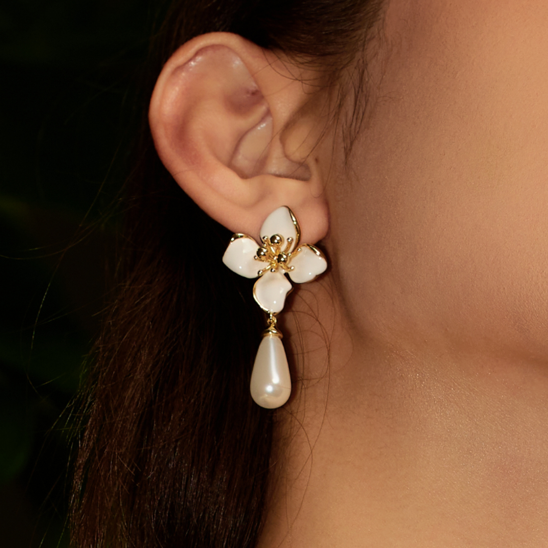 Iris Blossom Pearl Earrings