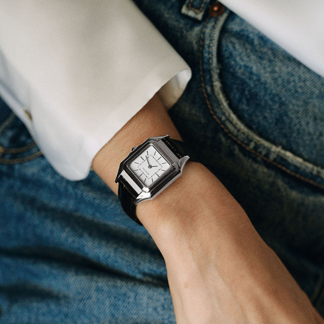 Vatican Majesty Watch - Black & Silver