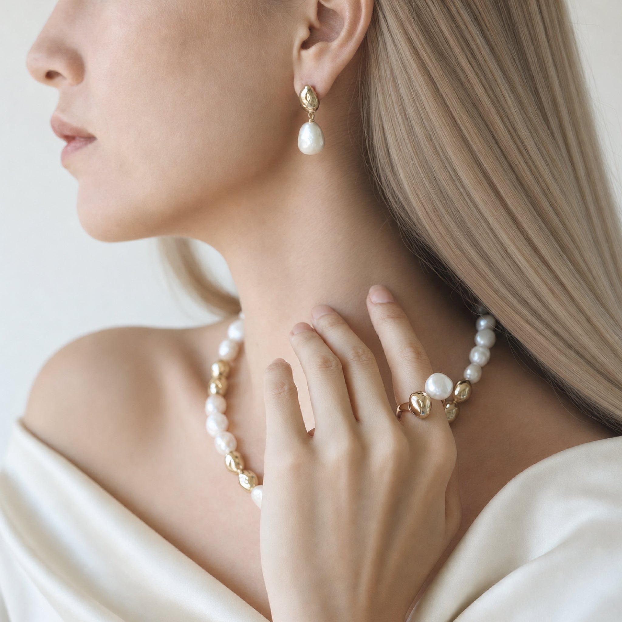 Eden Pearl Ring