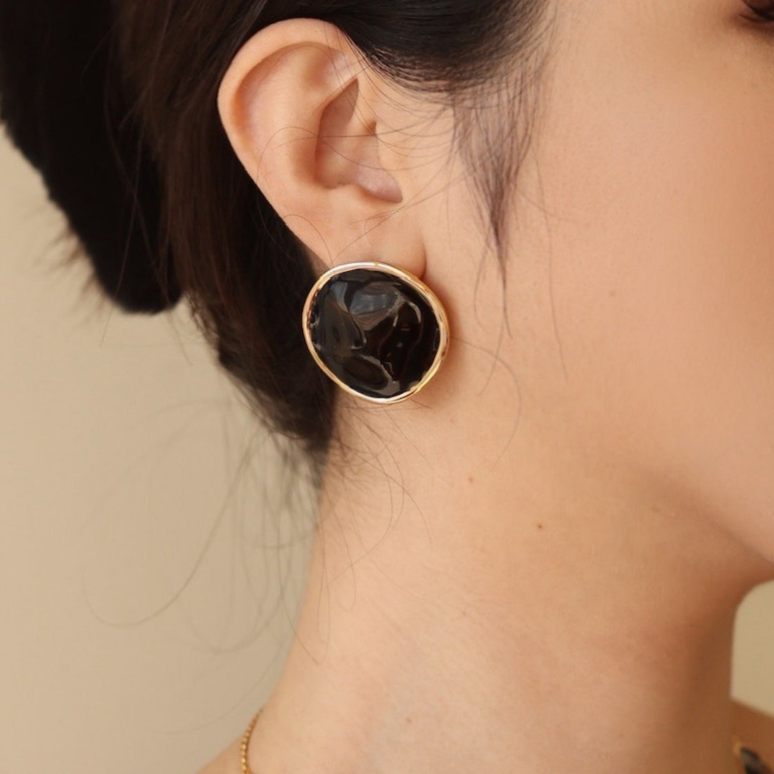 Black Enamel Ripple Earrings