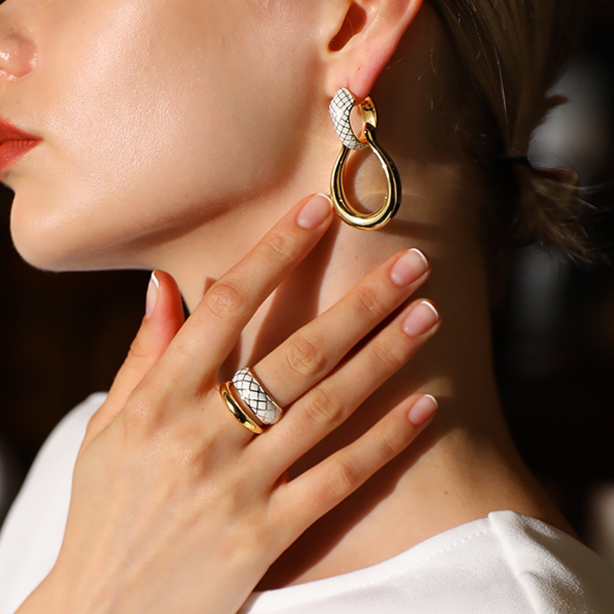 Anillo Uraeus Blanco