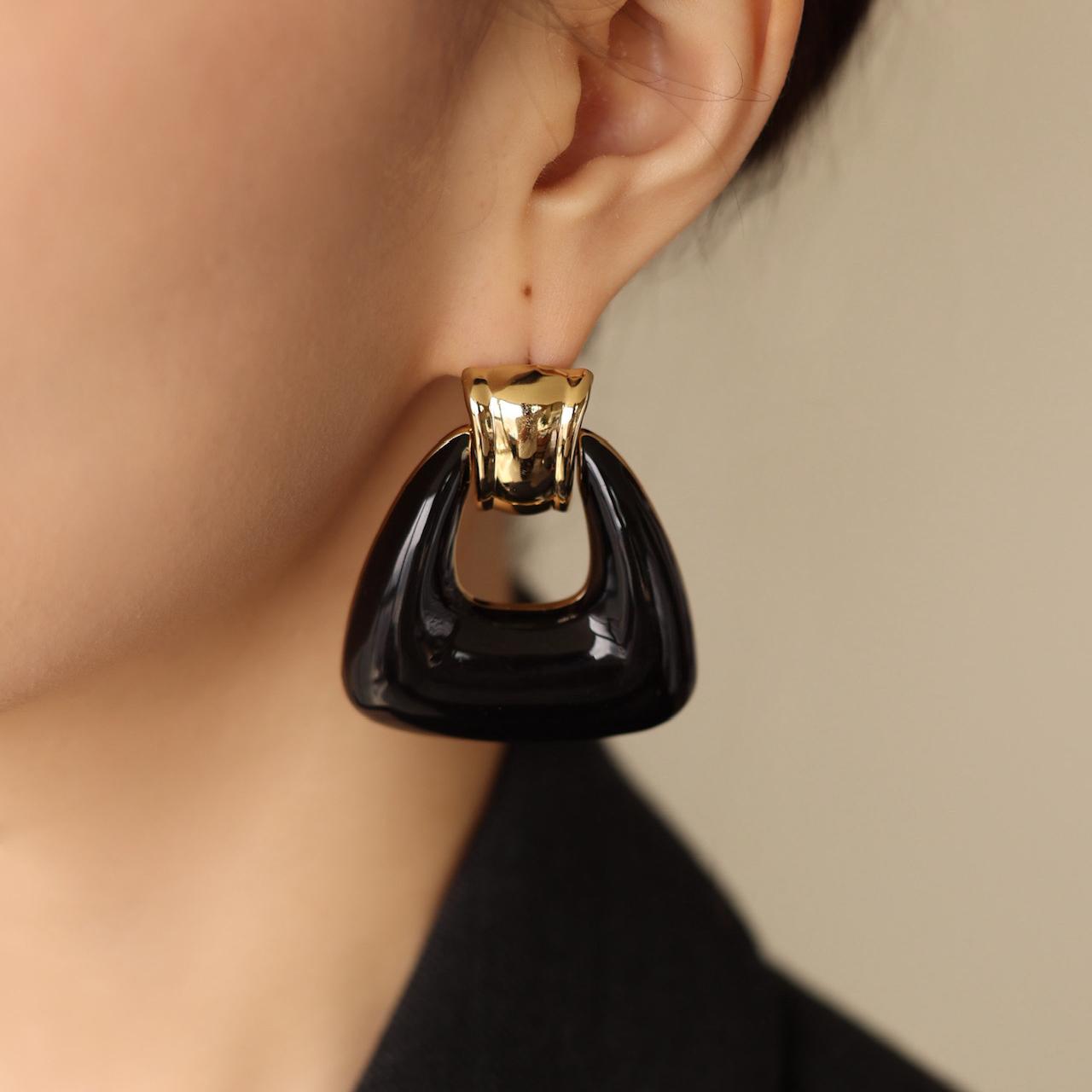 Ostuni Black Earrings
