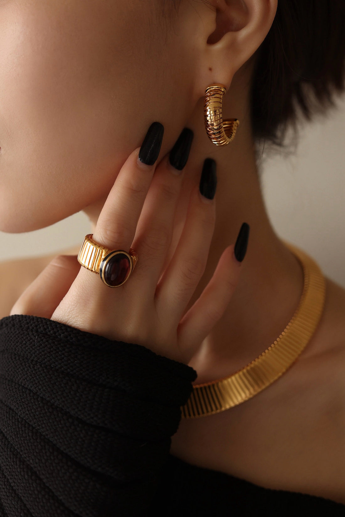 Gold Minimalist Hoop Earrings