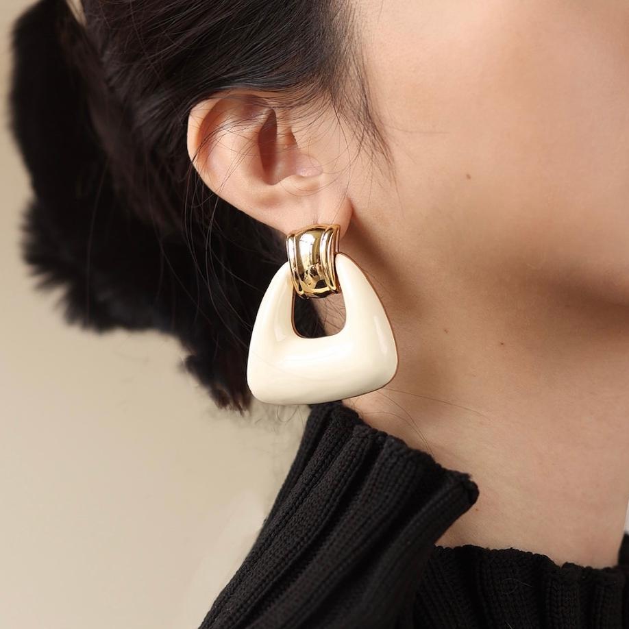 Ostuni White Earrings