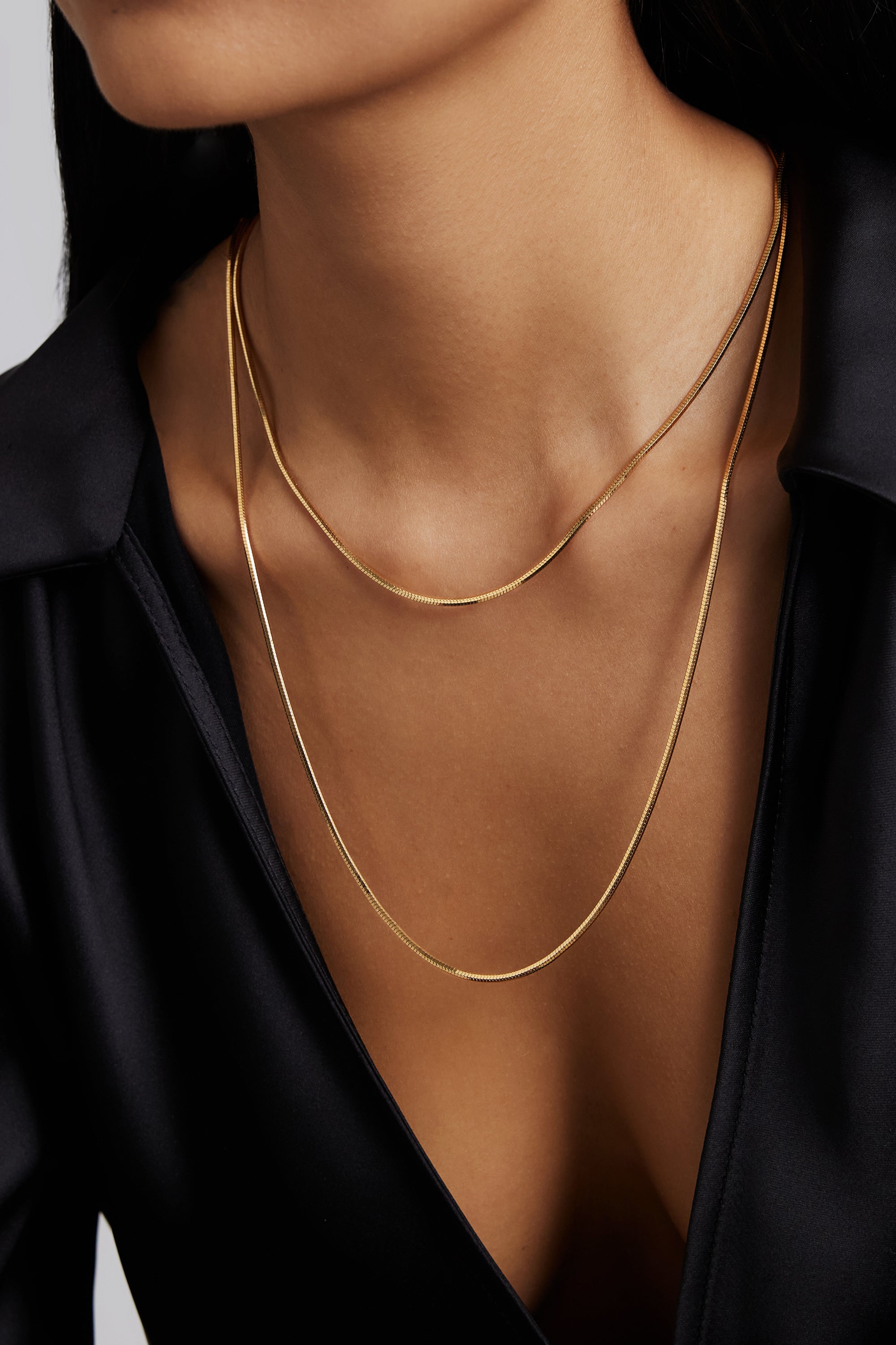 Whispers Chain Golden Necklace – Retro Chic_Official